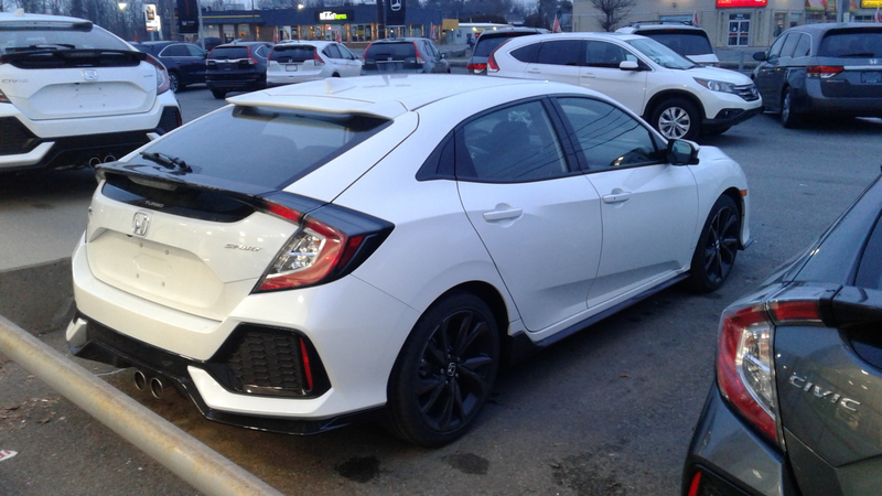 Illustration for article titled Test drove a manual Civic Turbo hatch